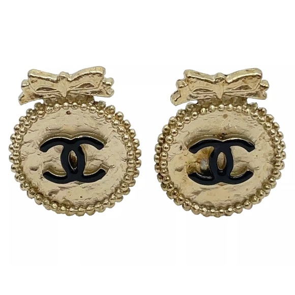 Chanel Champagne Gold Ribbon Coco Earrings - COA Included - Picture 3 of 10